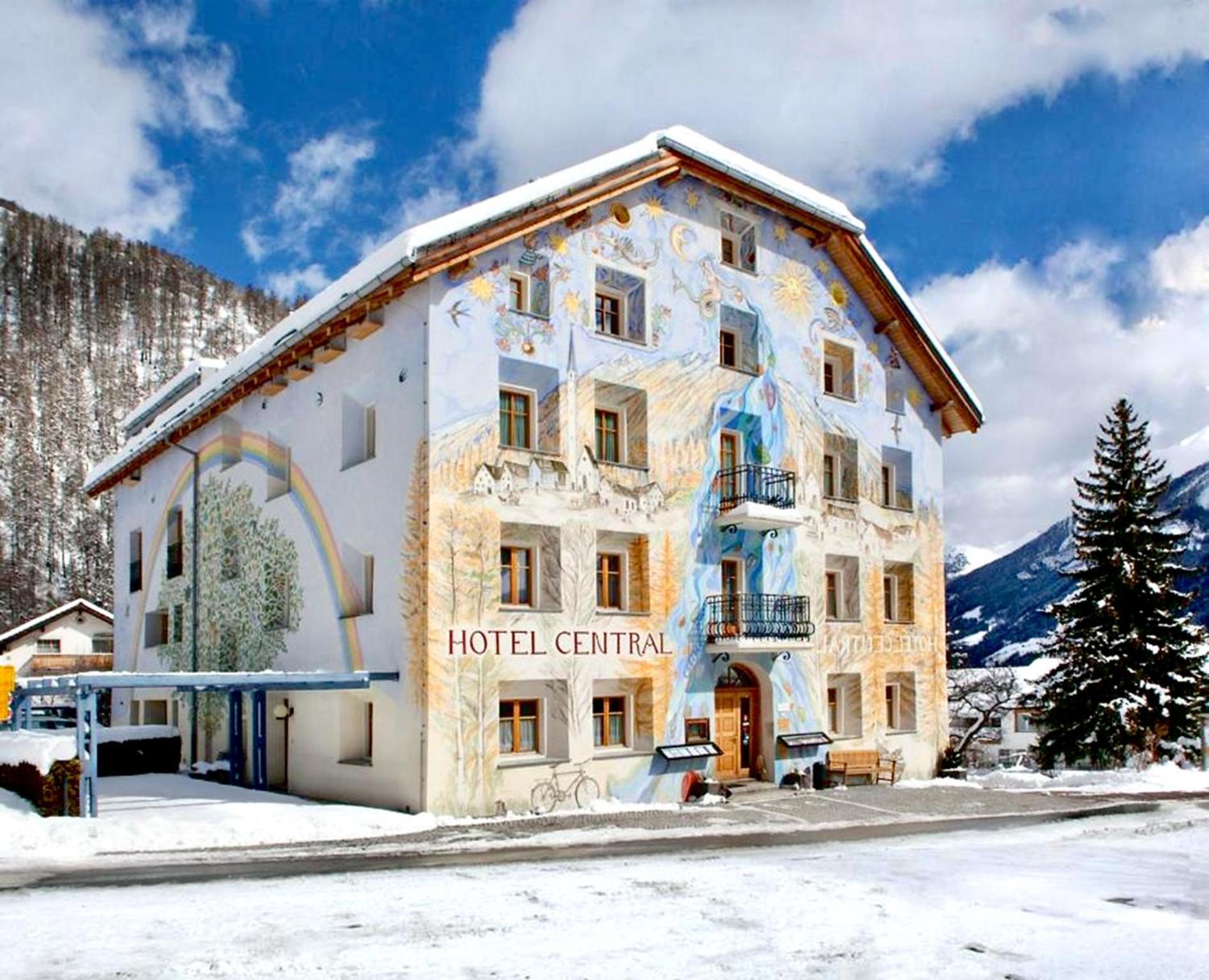 Hotel Central La Fainera Superior Valchava Exterior photo